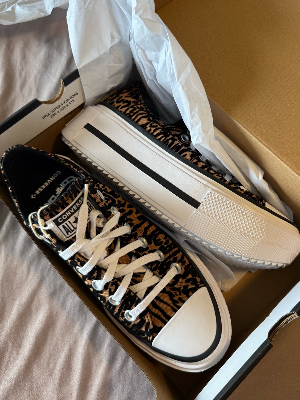Converse Low Top Platform Sneakers in Leopard Print - Picture 2 of 7